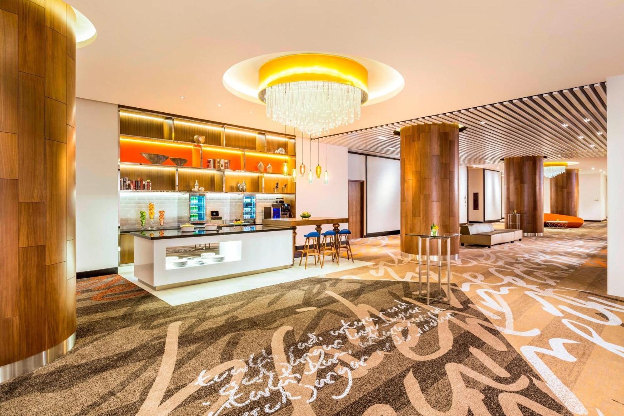 Le Meridien Putrajaya Dış mekan fotoğraf The lobby of the hotel
