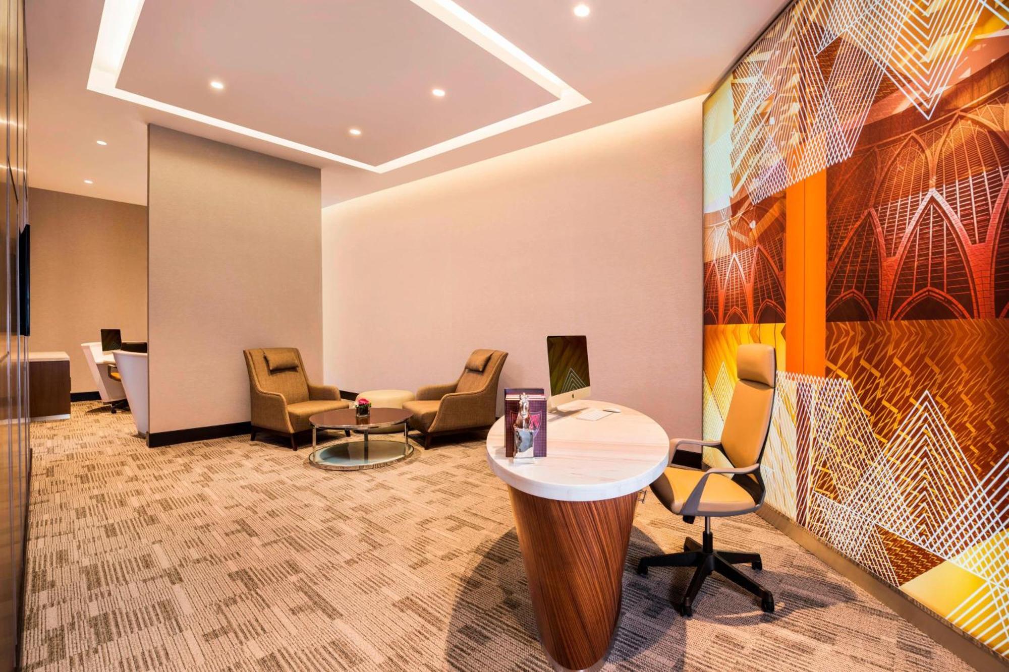 Le Meridien Putrajaya Dış mekan fotoğraf Business Center